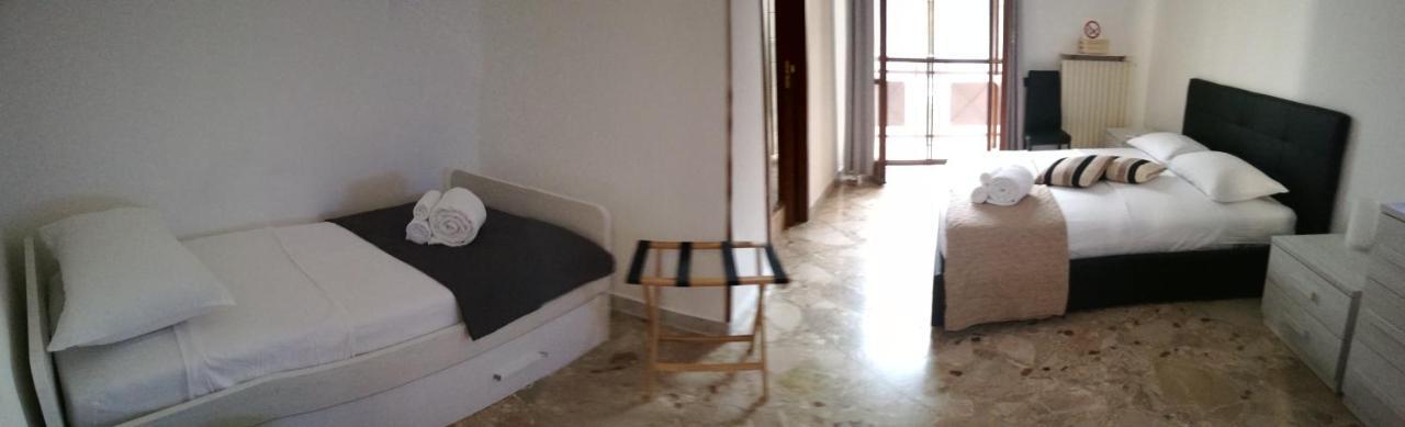 Rosita Rooms Lecce Exterior foto